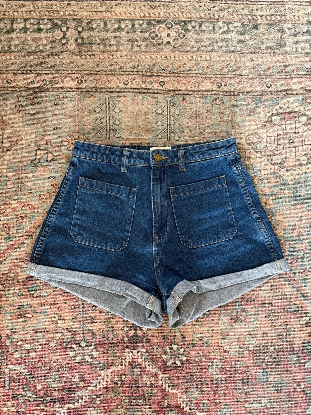 Rolla's Dusters High Rise Relaxed Shorts Cuffed Patch Pocket Medium Wash 27